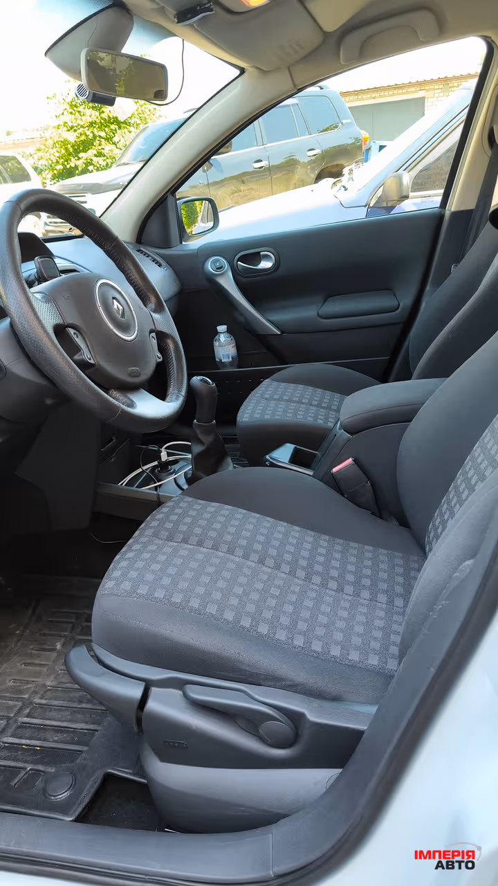 Renault Megane - фото 5