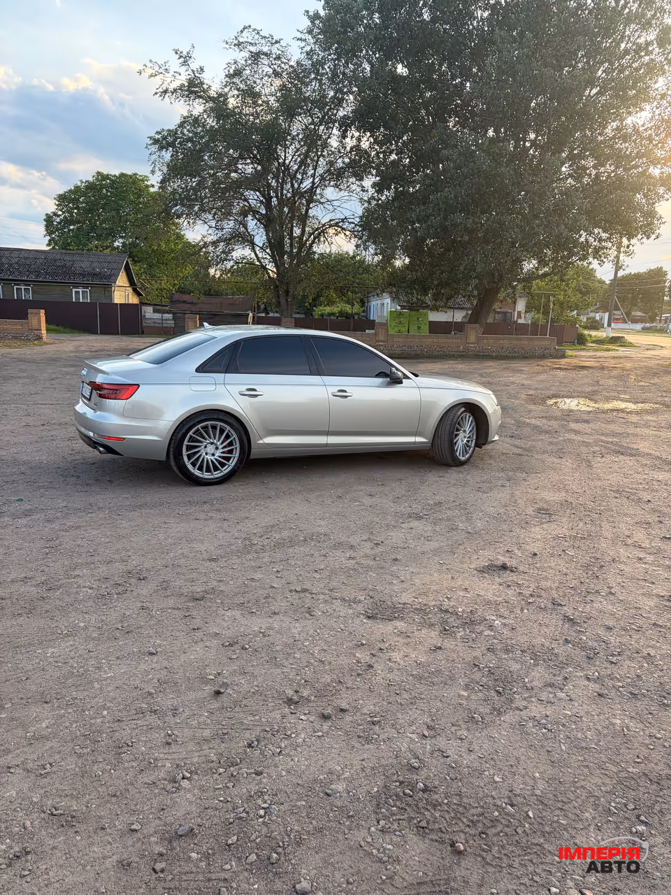 Audi A4 - фото 6