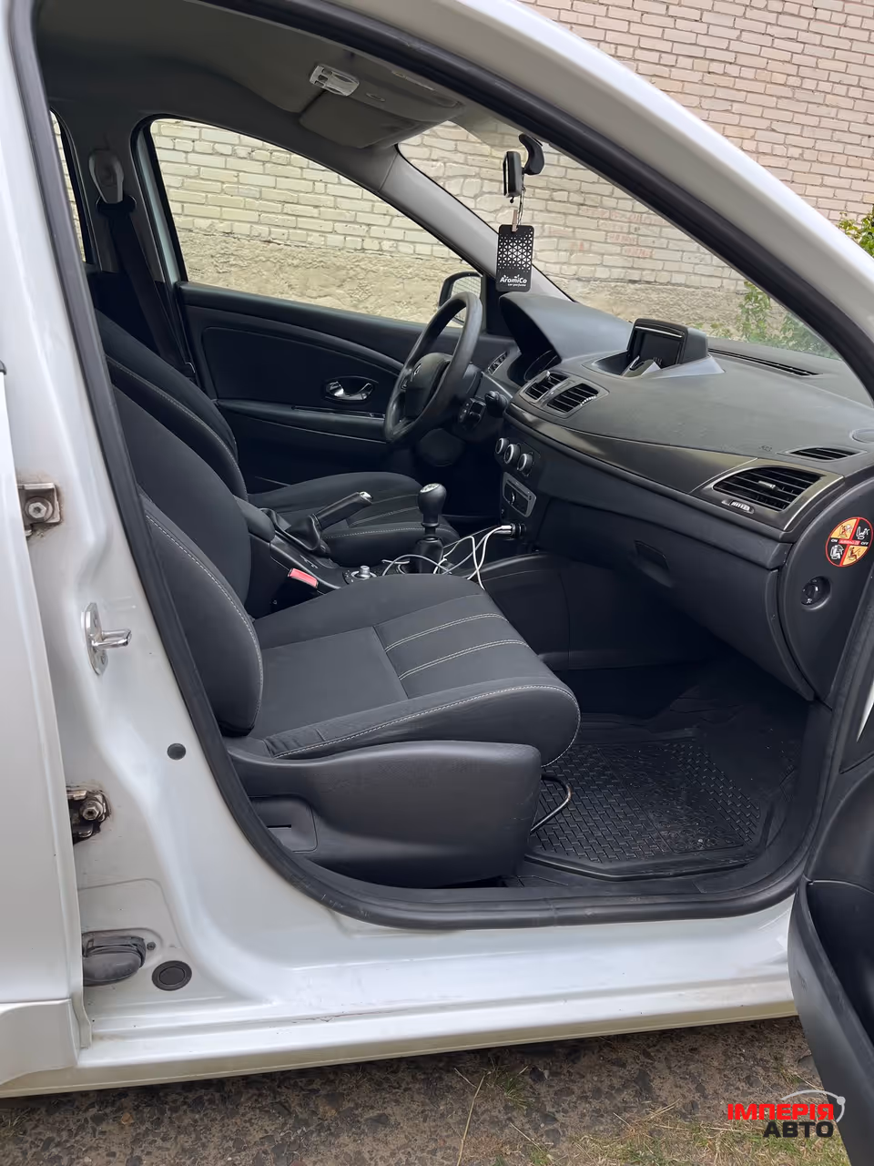 Renault Megane - фото 3