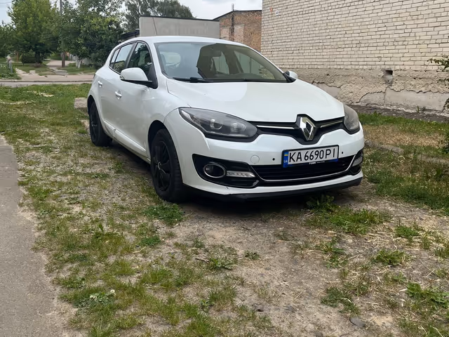 Renault Megane - фото 1