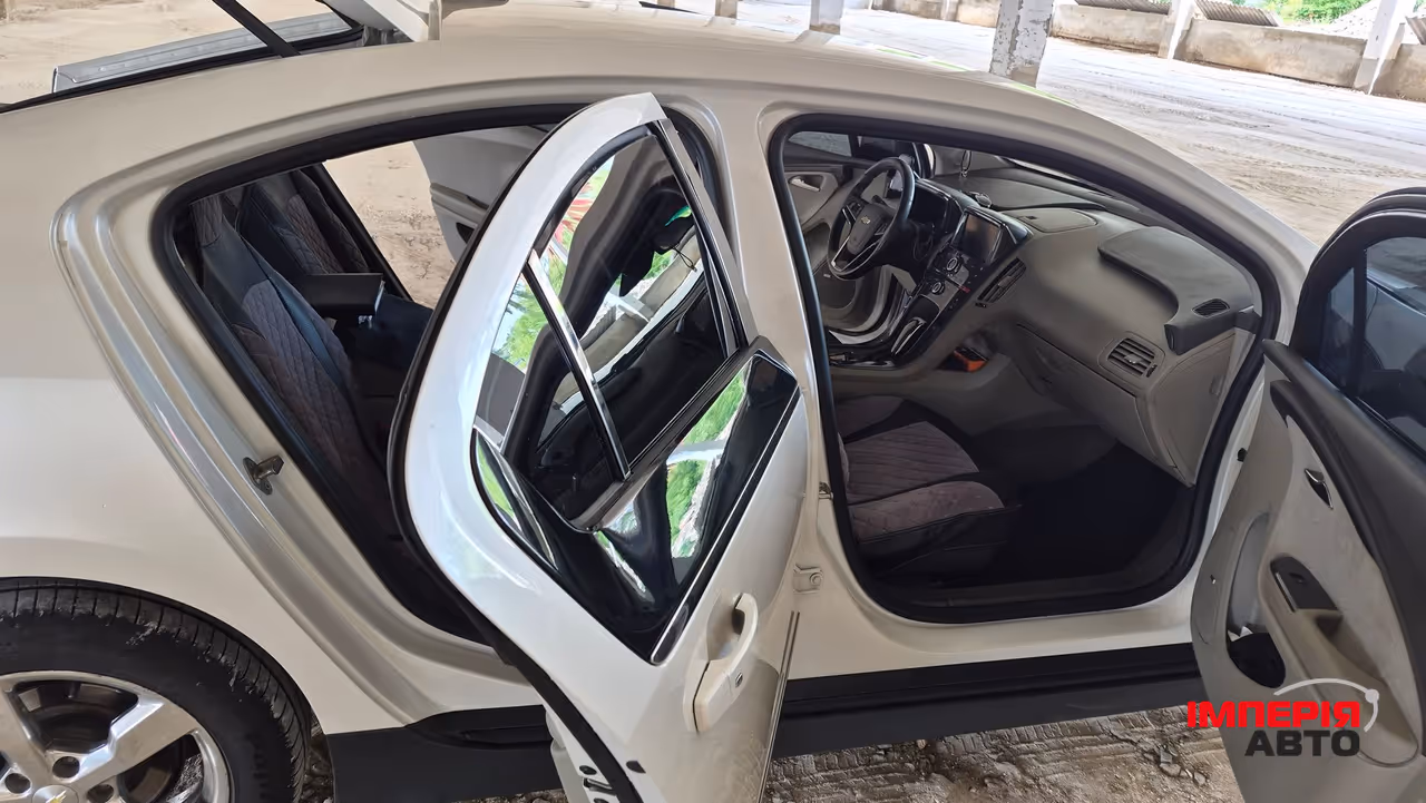 Chevrolet Volt - фото 9
