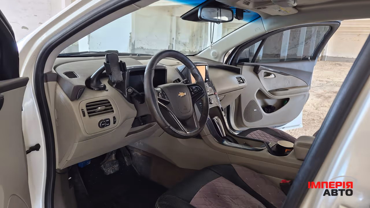 Chevrolet Volt - фото 11