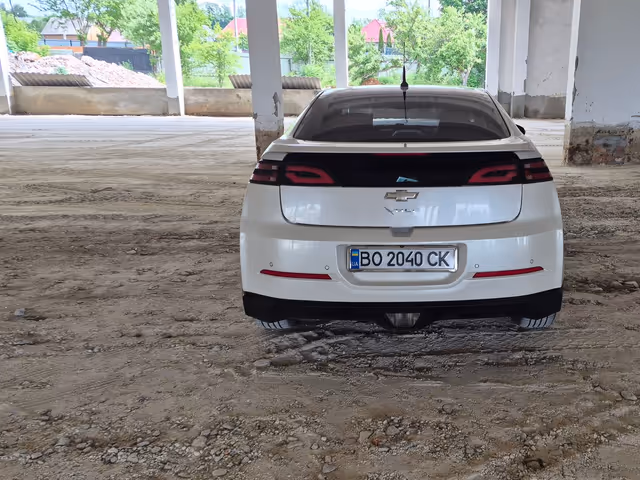 Chevrolet Volt - фото 4