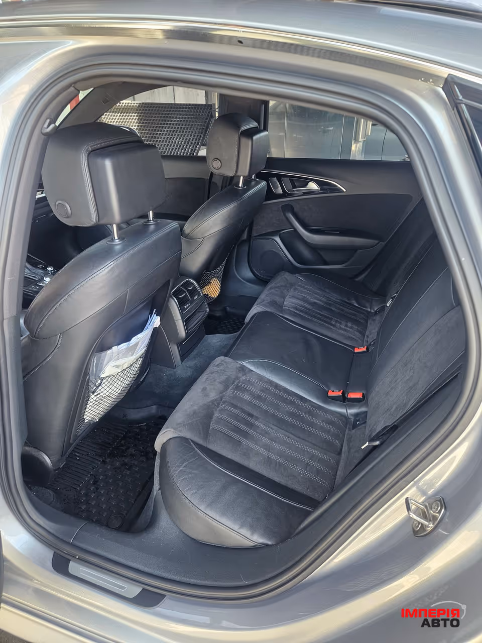 Audi A6 - фото 7