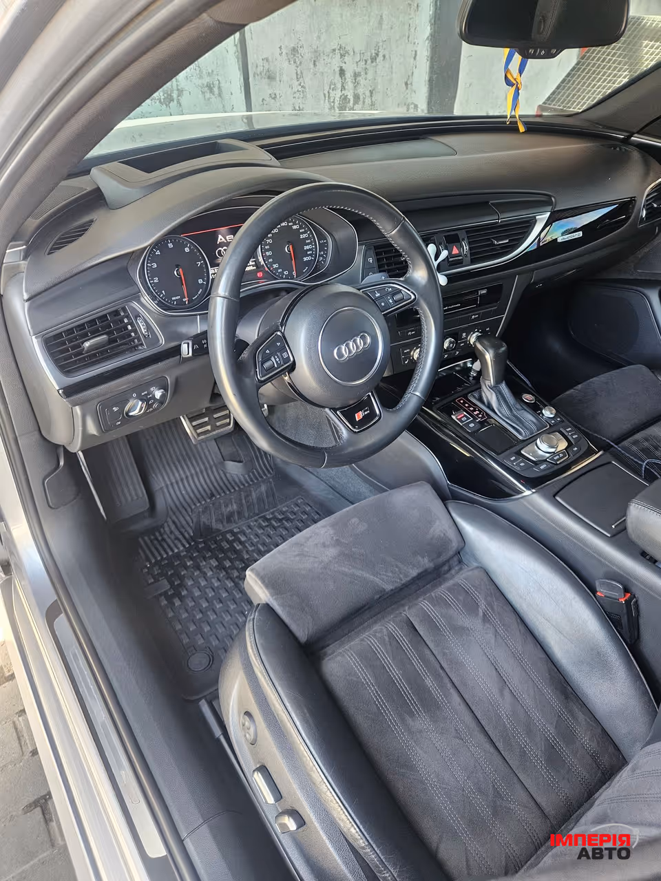 Audi A6 - фото 9