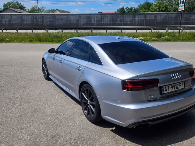 Audi A6 - фото 4