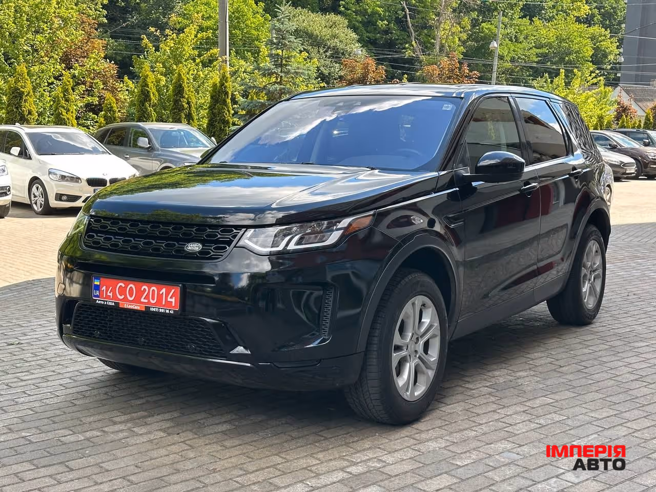 Land Rover Discovery Sport - фото 1