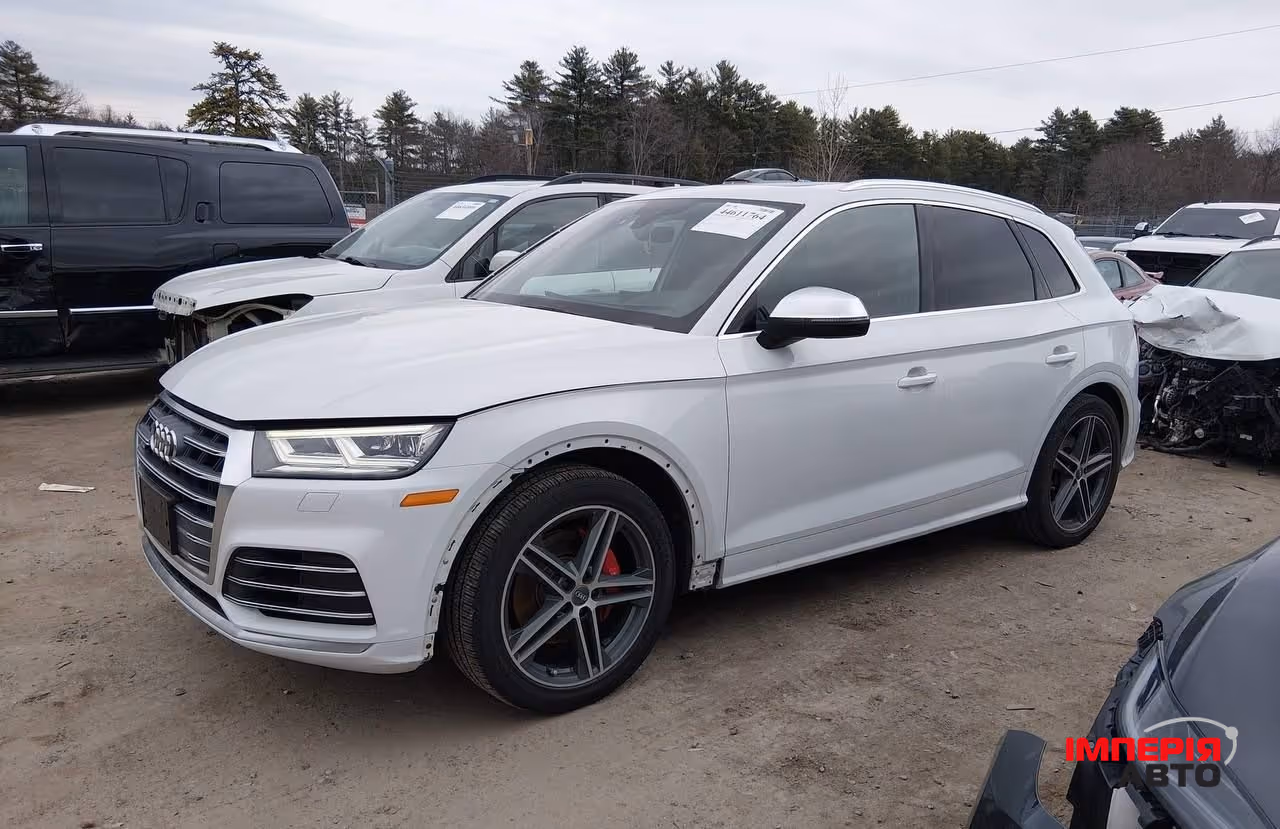 Audi SQ5 - фото 1