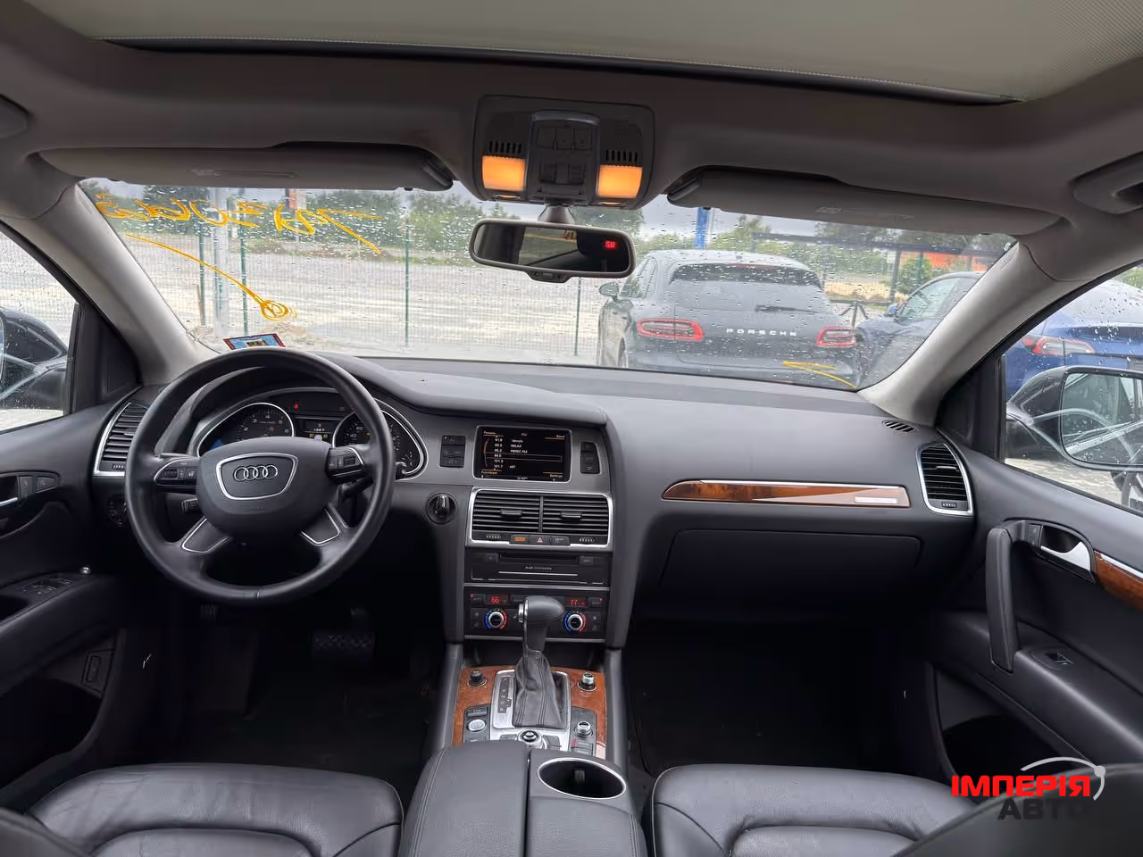 Audi Q7 - фото 7