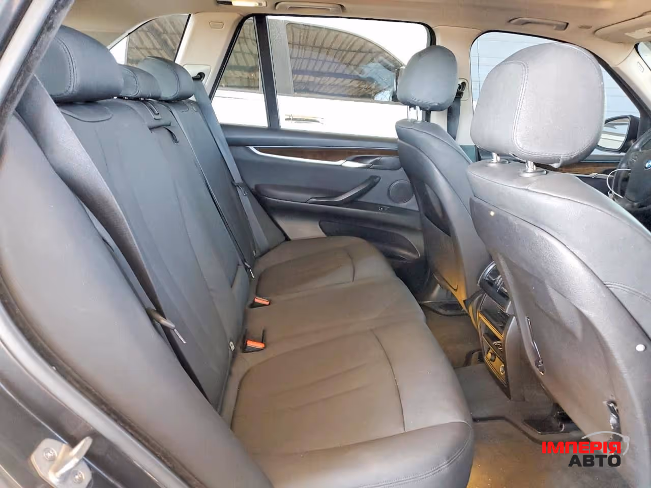 BMW X5 - фото 7
