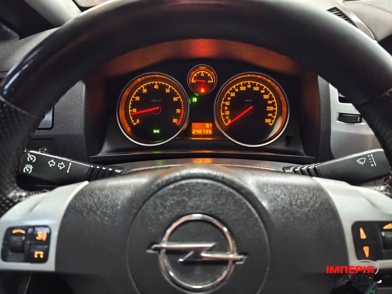 Opel Zafira - фото 12