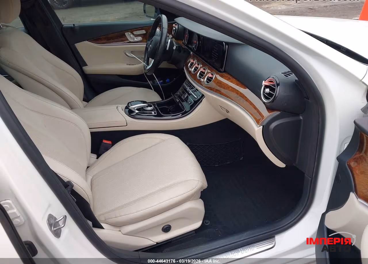 Mercedes-Benz E-Класс - фото 6