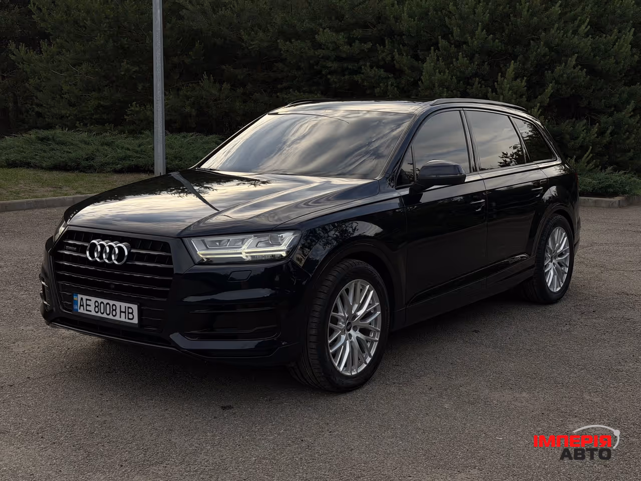 Audi Q7 - фото 8