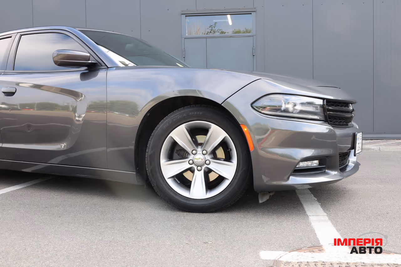 Dodge Charger - фото 8