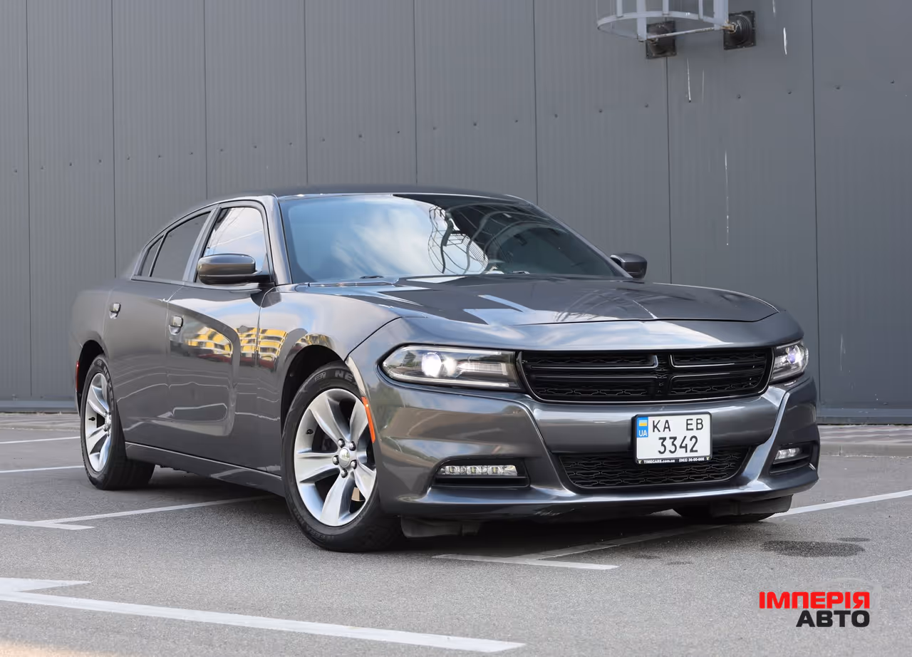 Dodge Charger - фото 1