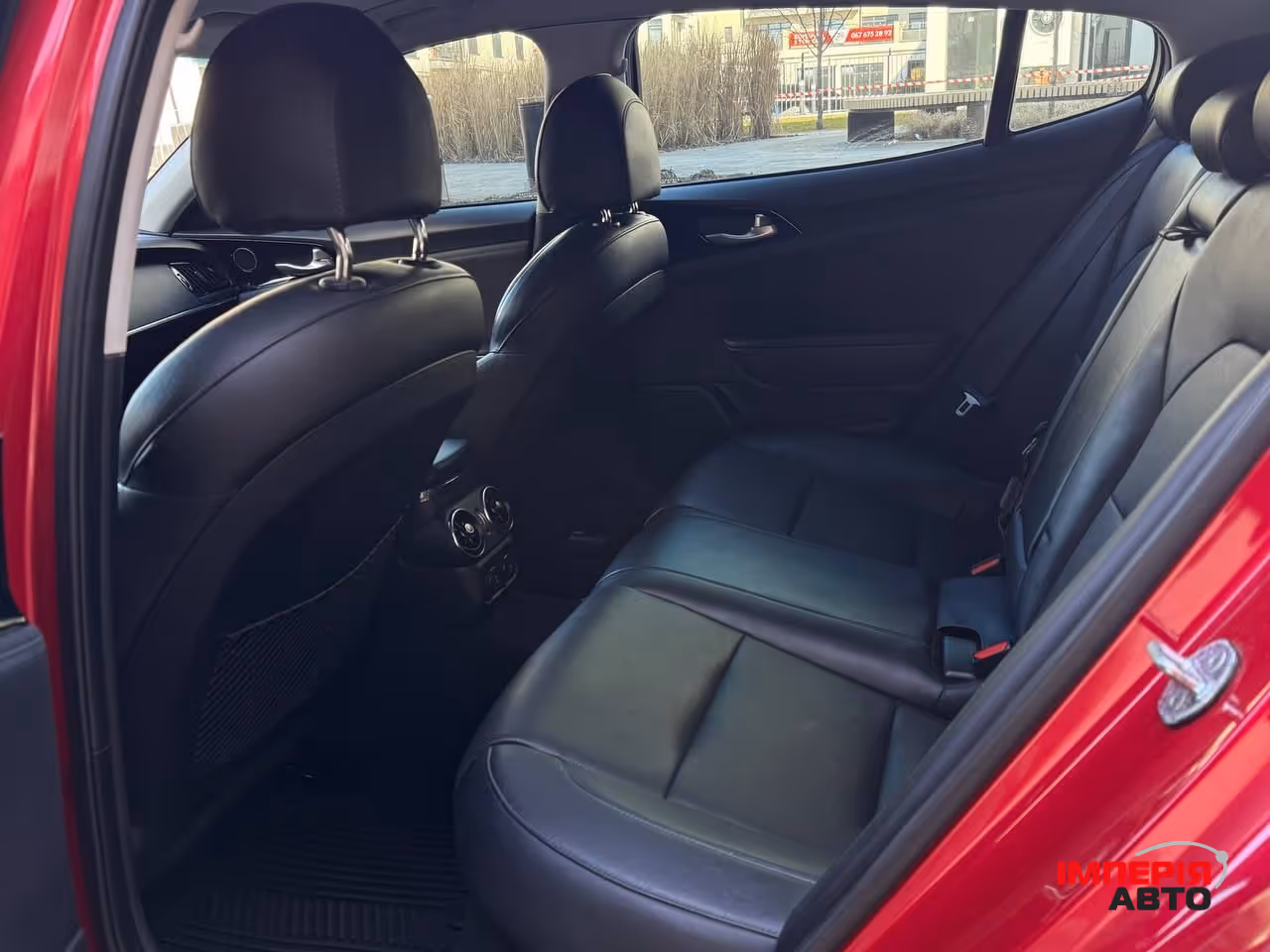 Kia Stinger - фото 7