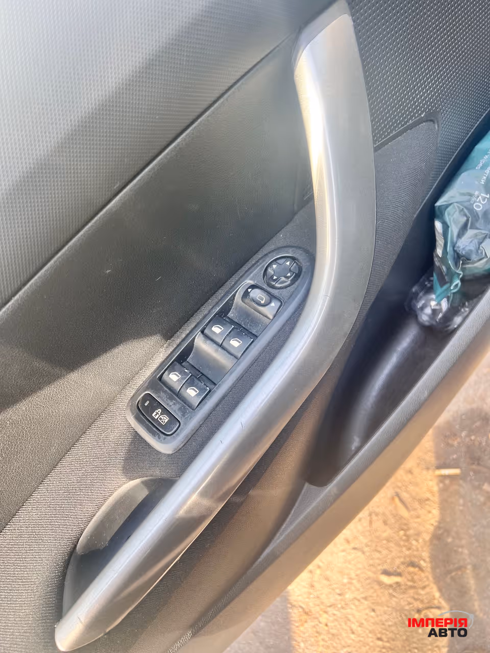 Peugeot 308 - фото 7