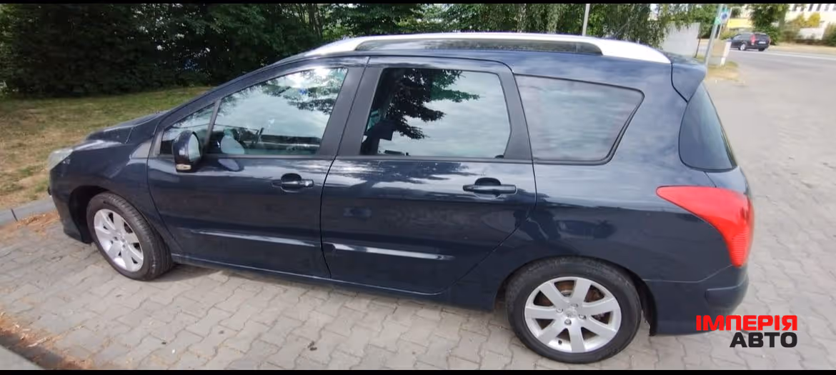 Peugeot 308 - фото 2