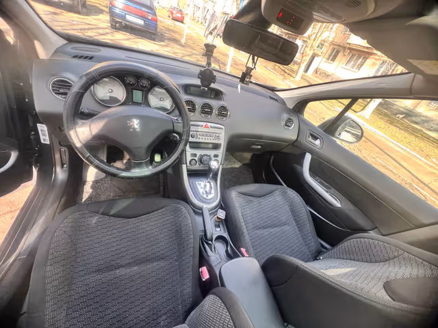Peugeot 308 - фото 4