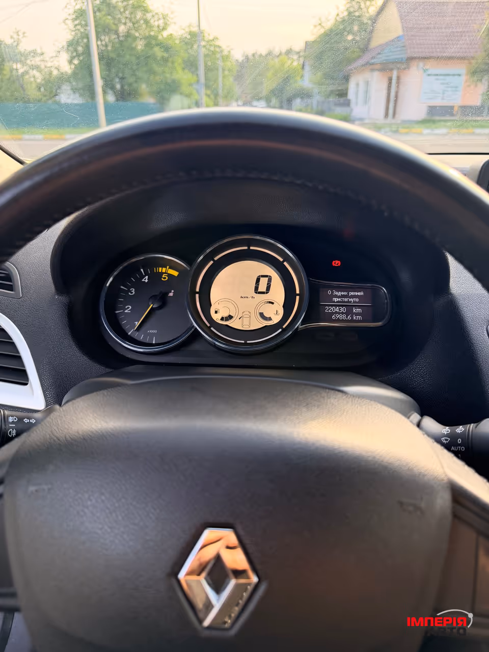 Renault Megane - фото 17