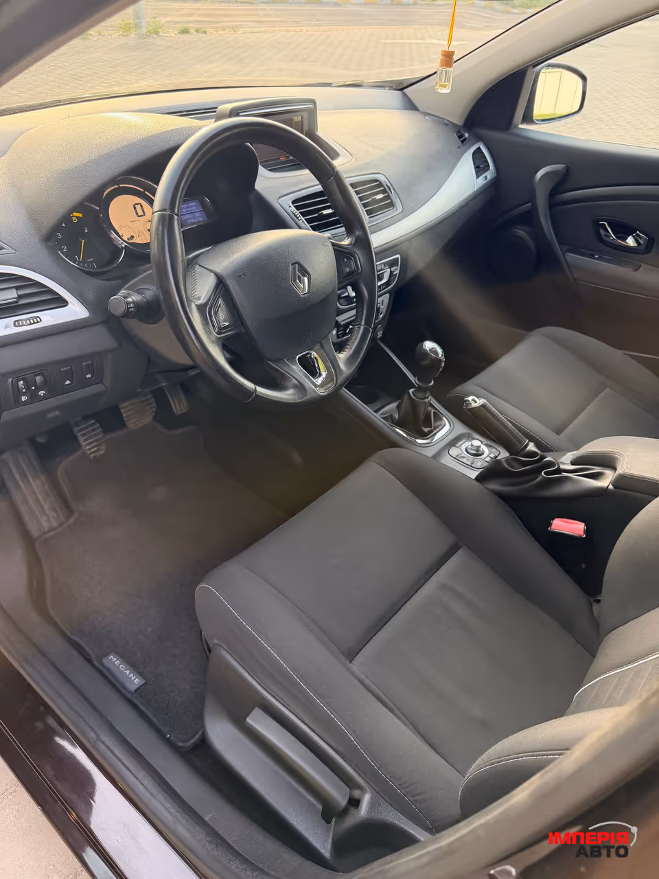 Renault Megane - фото 15