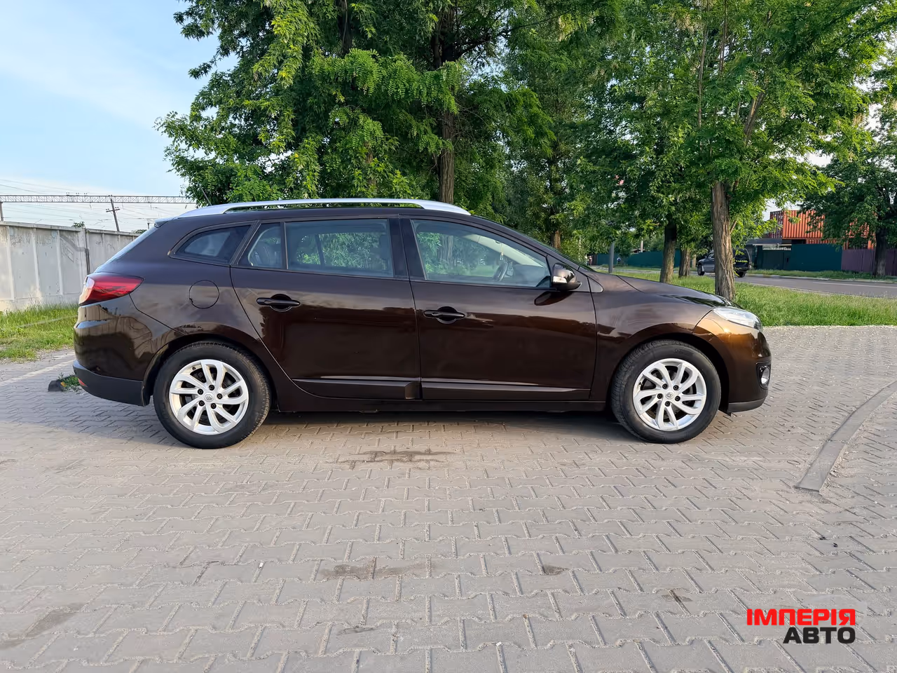 Renault Megane - фото 12
