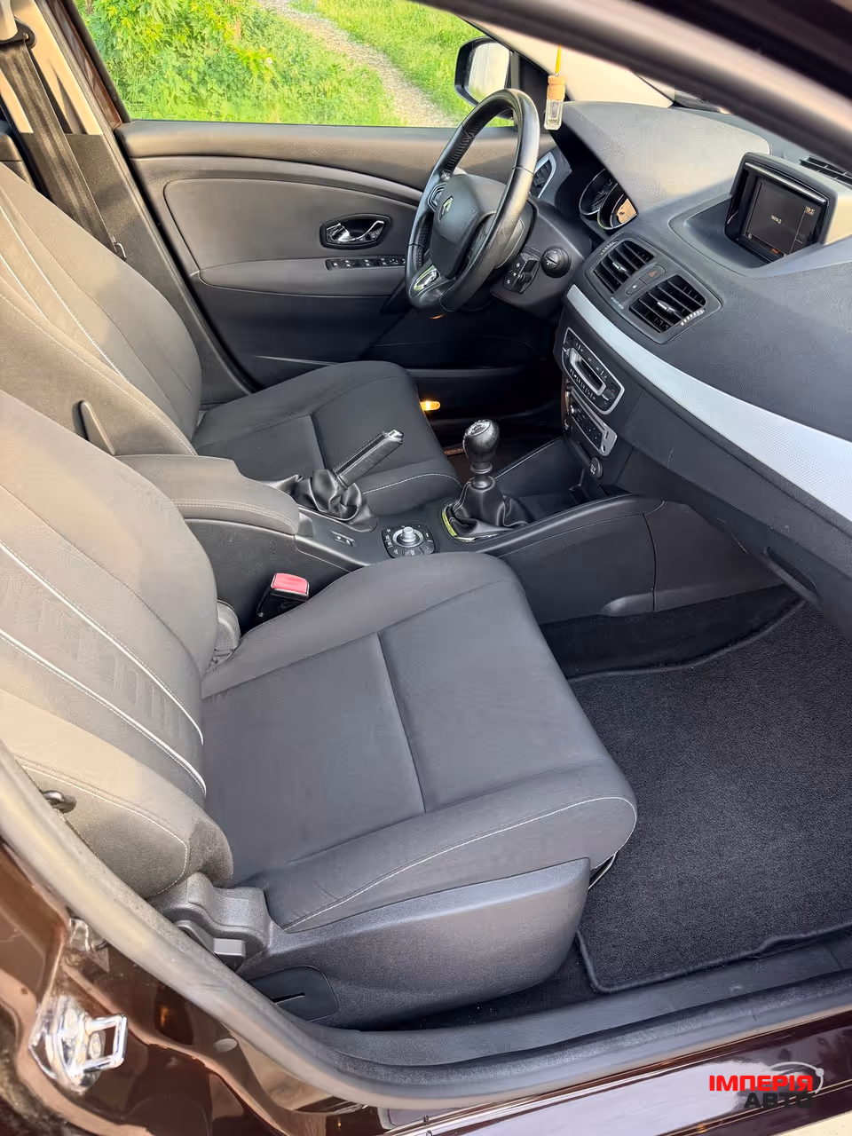 Renault Megane - фото 11