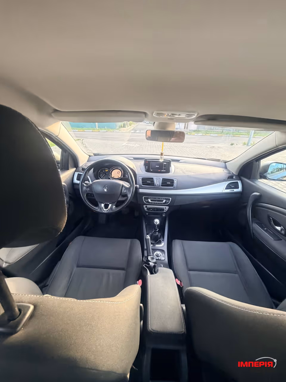 Renault Megane - фото 19