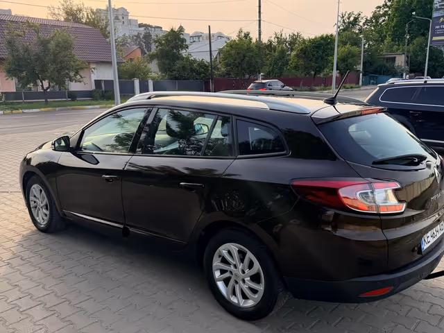 Renault Megane - фото 5
