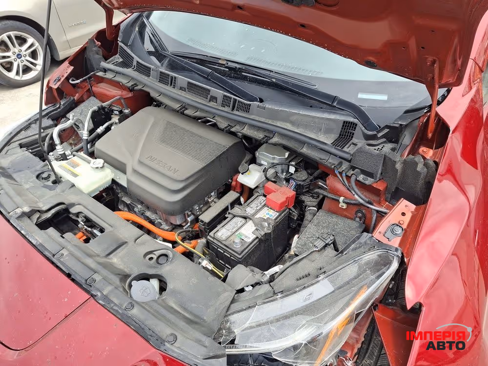 Nissan Leaf - фото 6