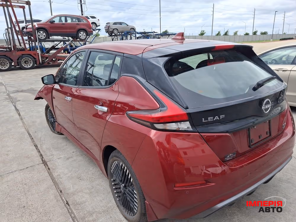 Nissan Leaf - фото 3