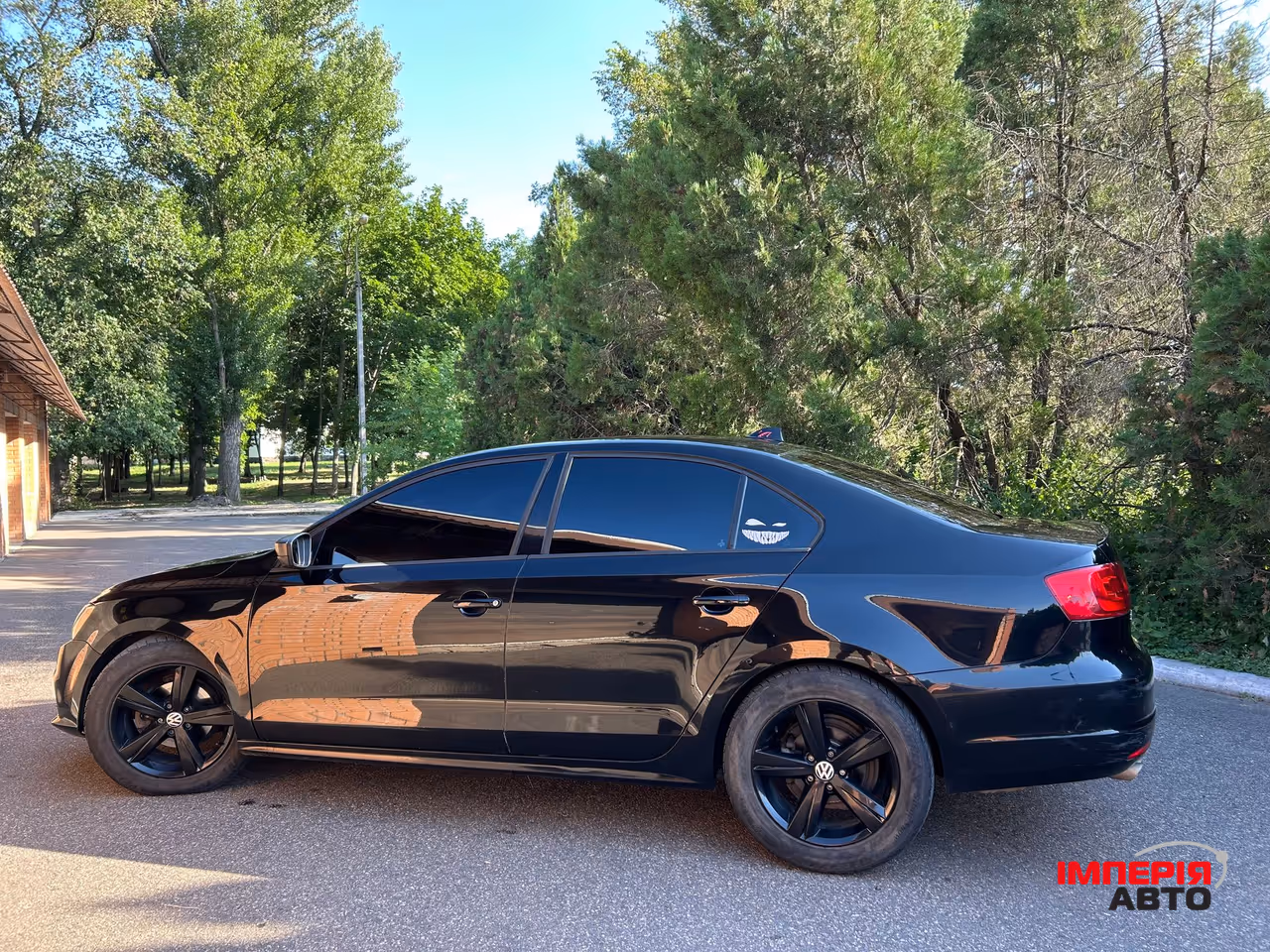 Volkswagen Jetta - фото 7