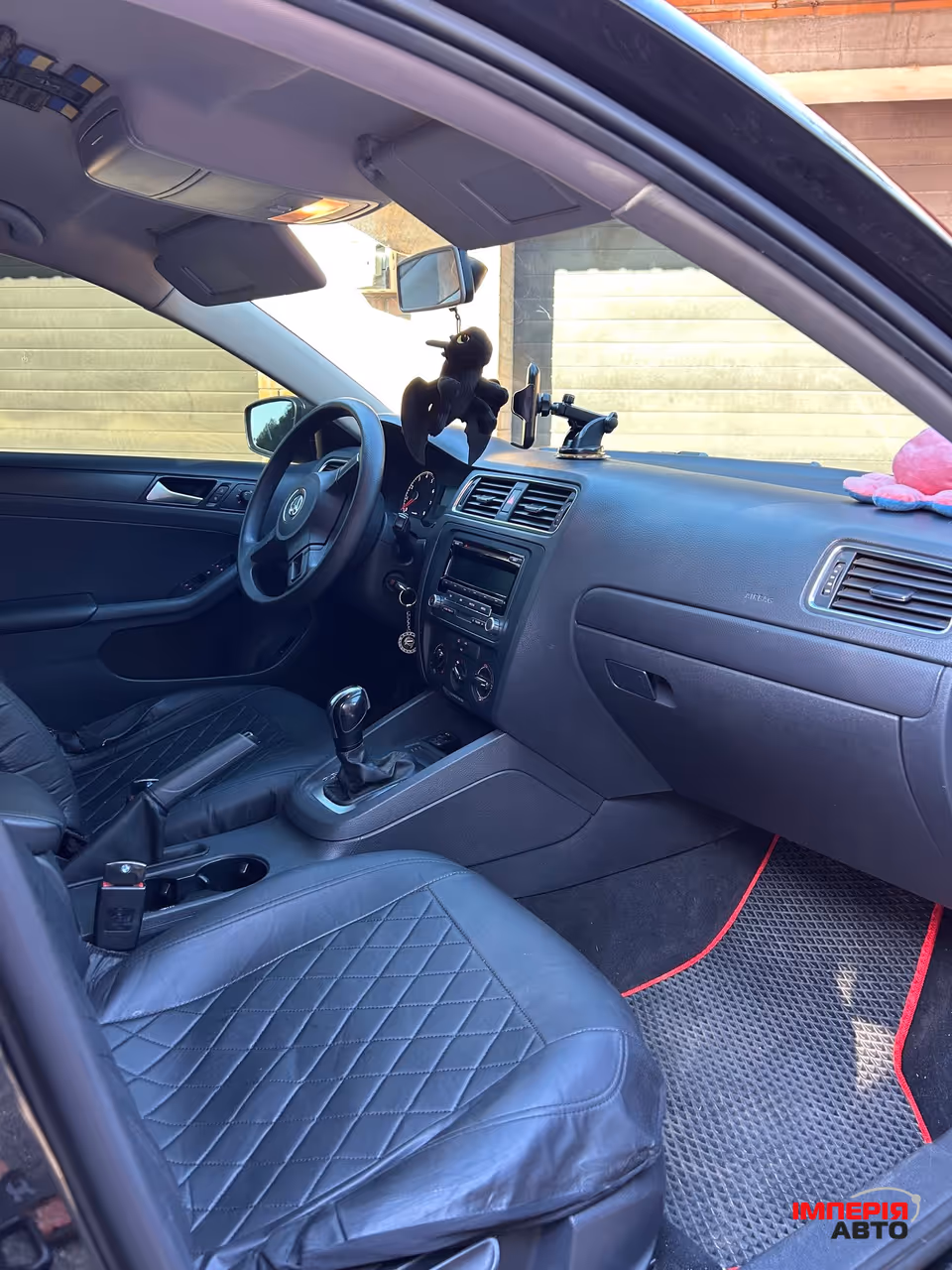 Volkswagen Jetta - фото 11