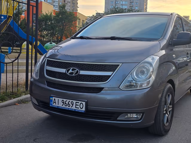 Hyundai H-1 - фото 1