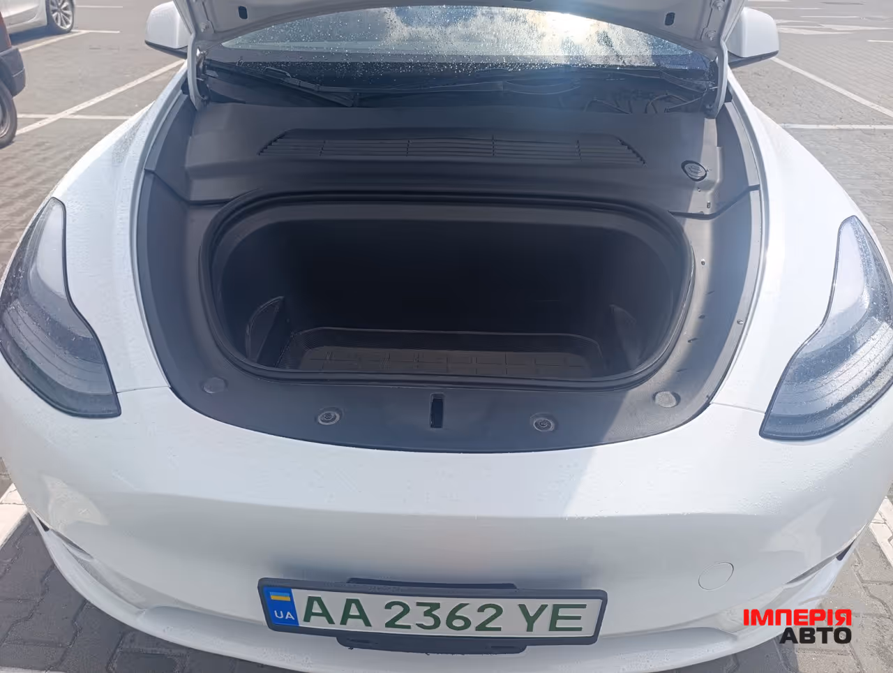 Tesla Model Y - фото 16