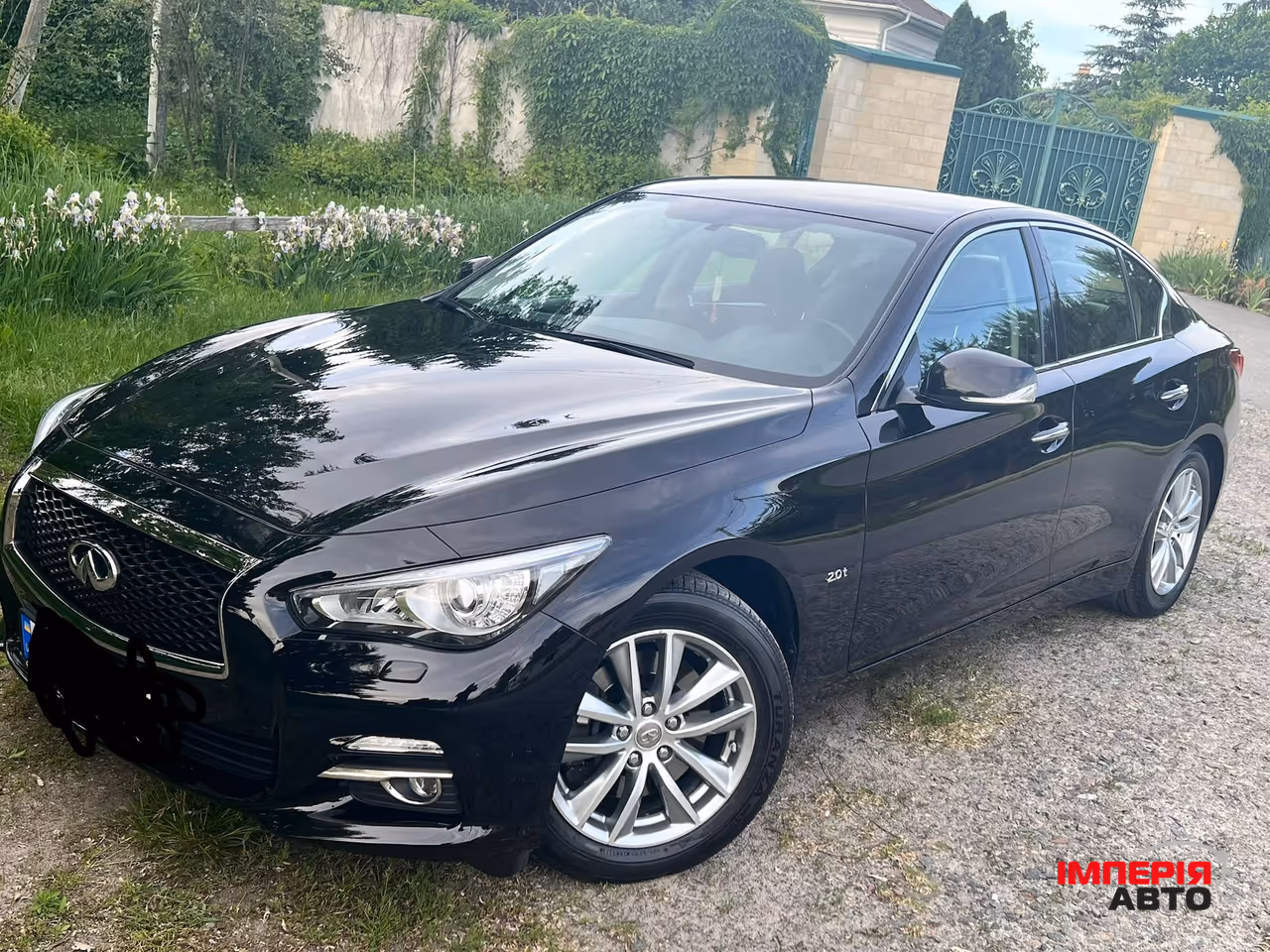 Infiniti Q50 - фото 1