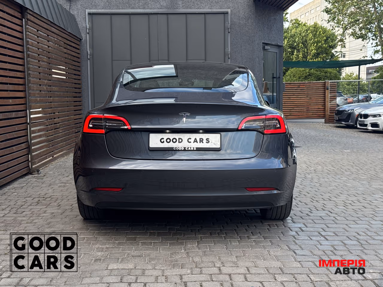 Tesla Model 3 - фото 6