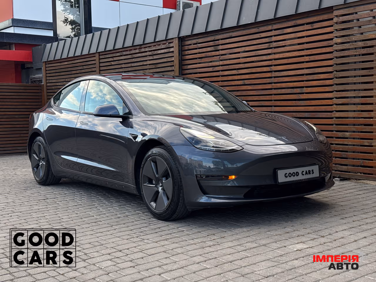 Tesla Model 3 - фото 9