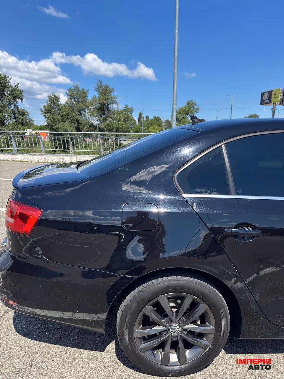 Volkswagen Jetta - фото 11