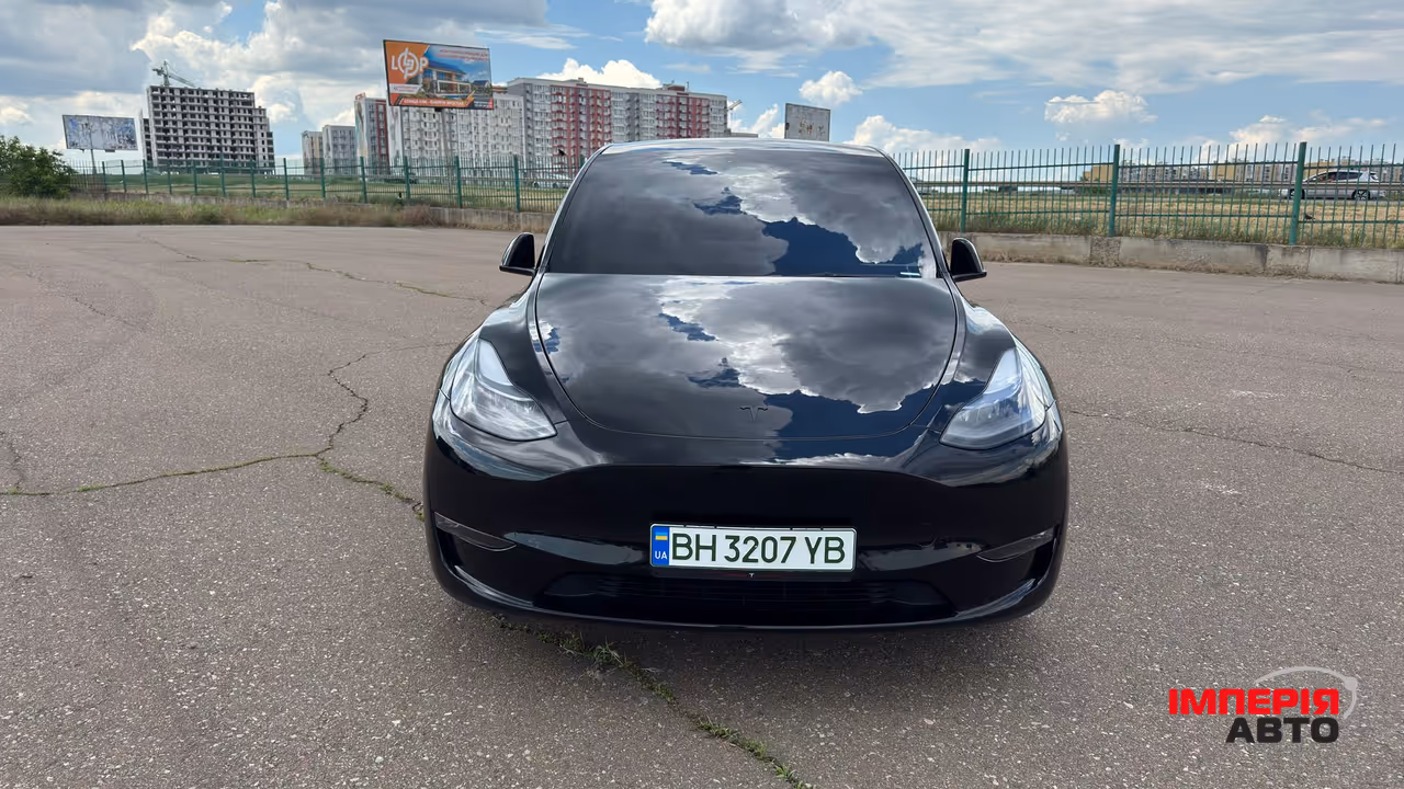 Tesla Model Y - фото 10