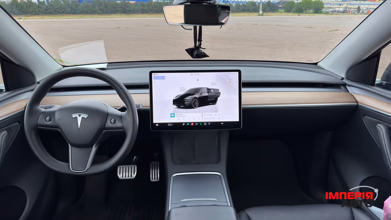 Tesla Model Y - фото 20