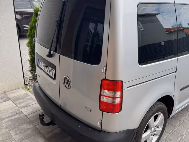 Volkswagen Caddy - фото 5