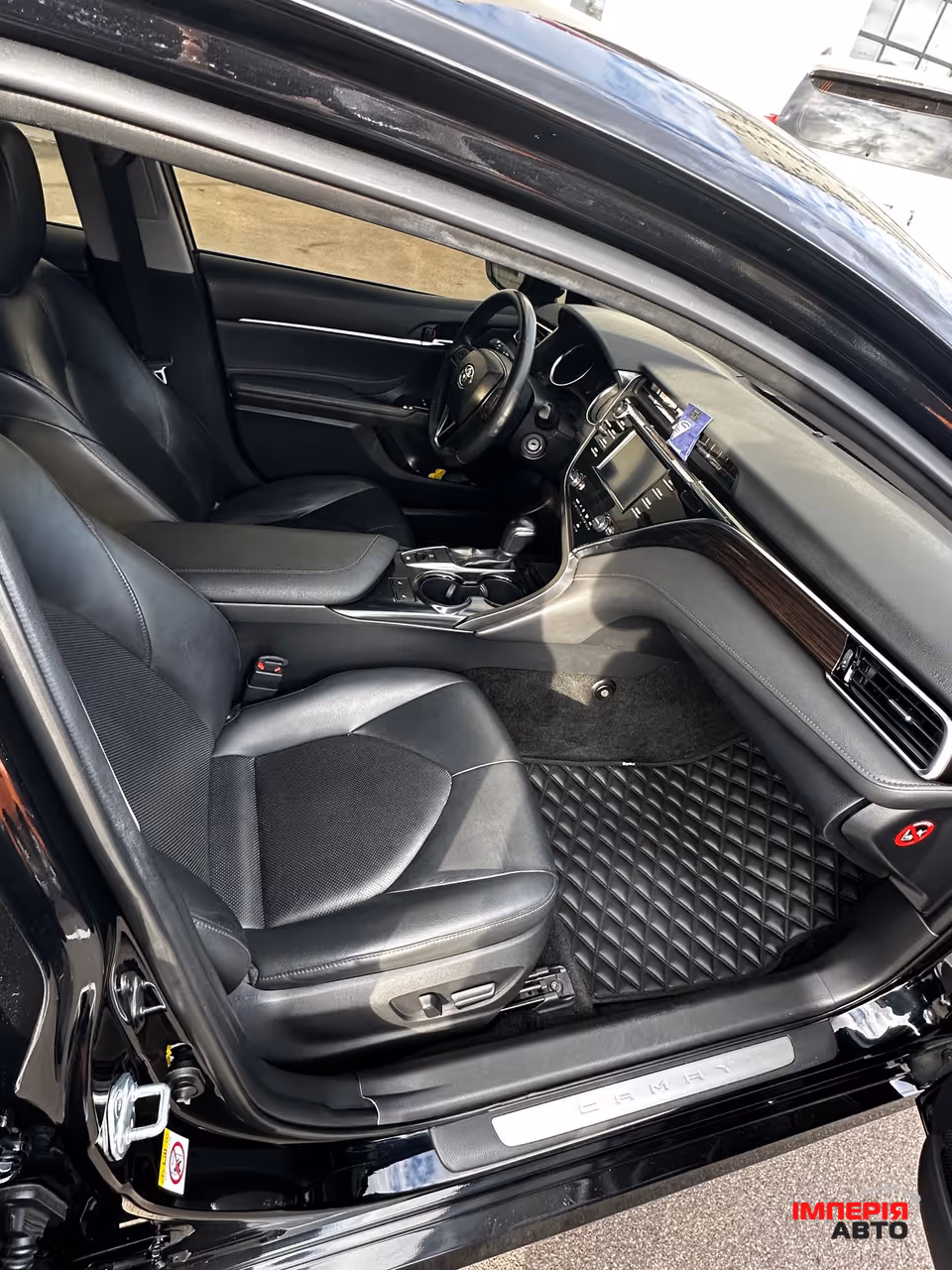 Toyota Camry - фото 8