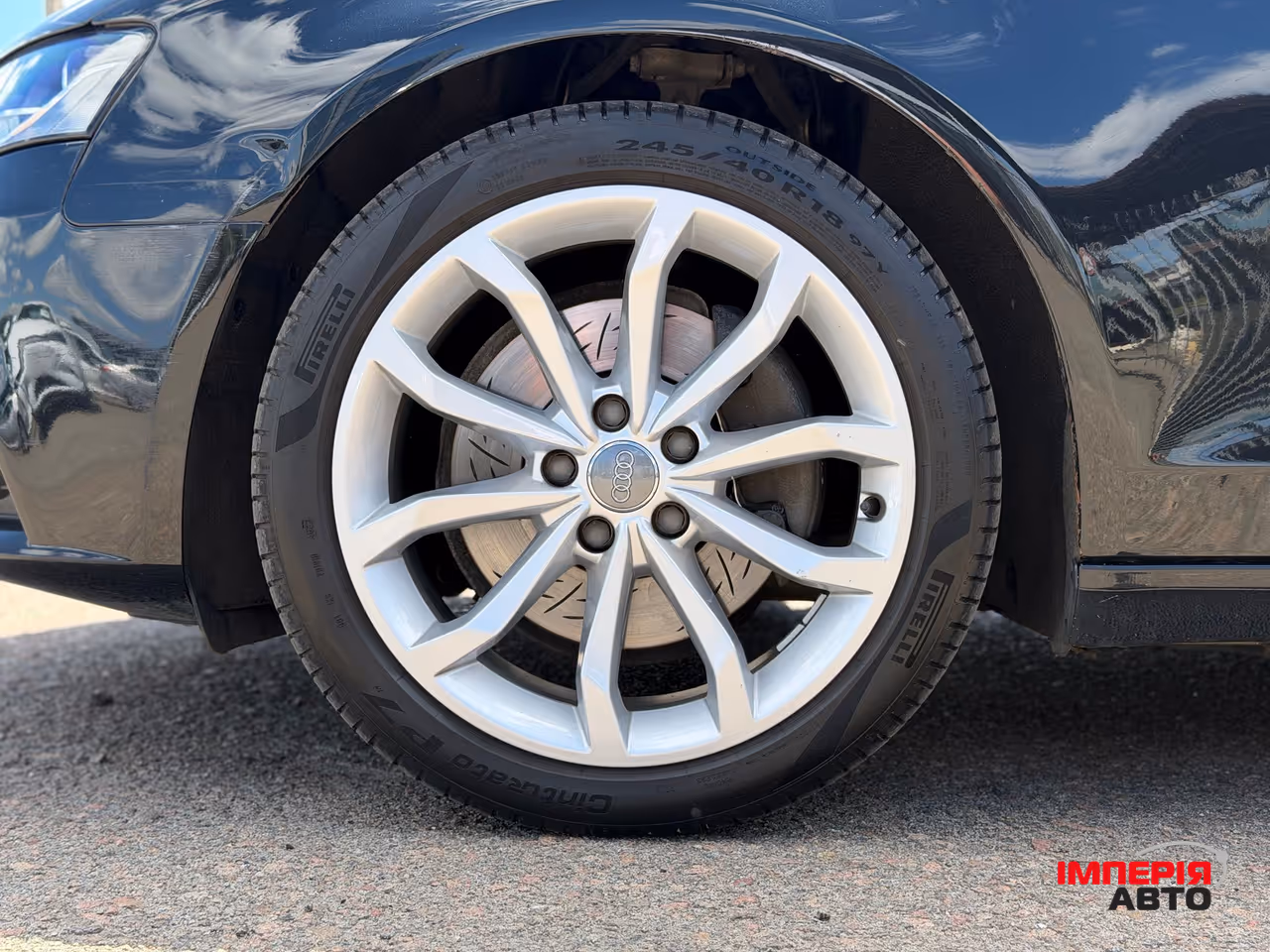 Audi A4 - фото 7