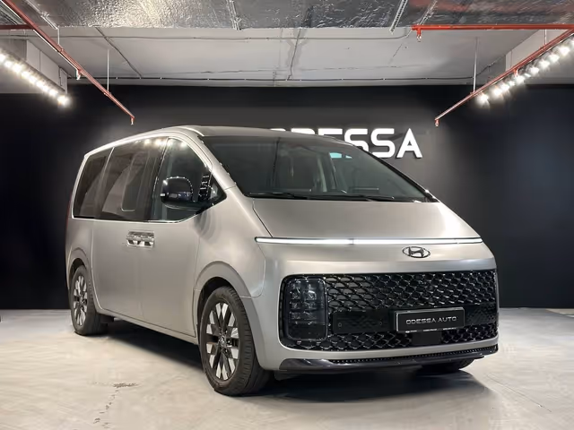 Hyundai Staria - фото 1