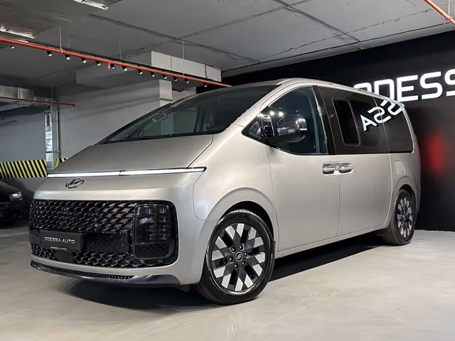 Hyundai Staria - фото 2