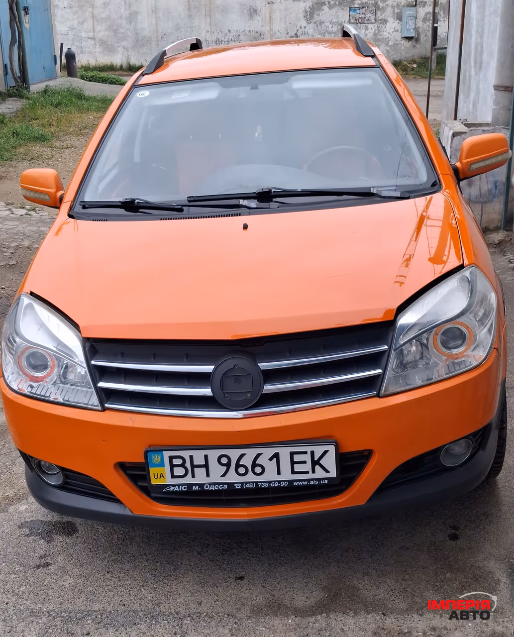 Geely MK Cross - фото 1
