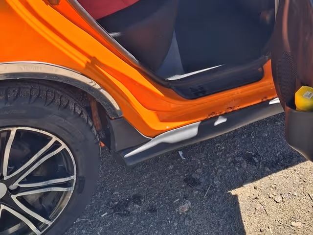 Geely MK Cross - фото 5