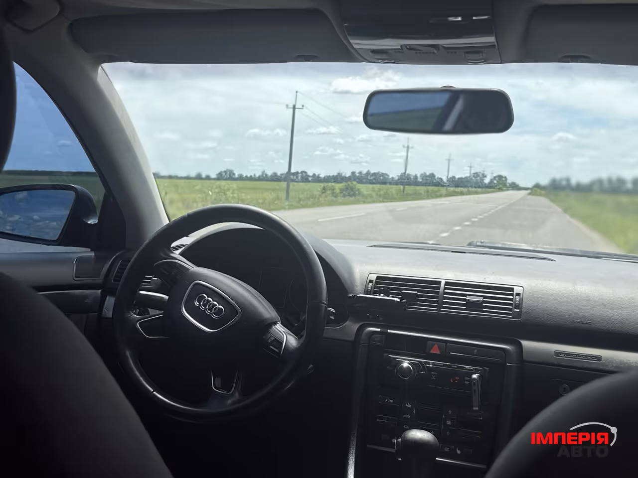 Audi A4 - фото 15