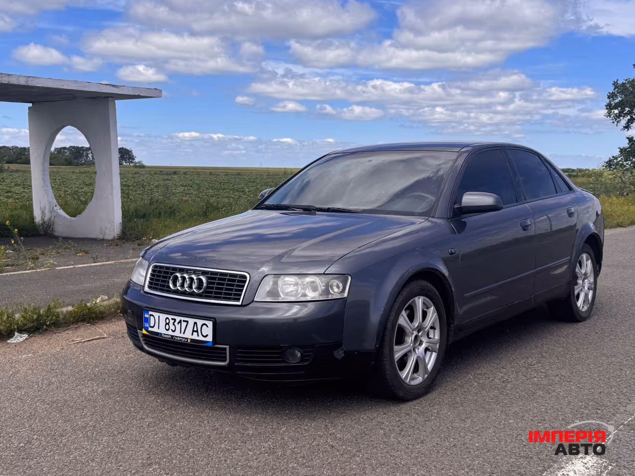 Audi A4 - фото 7